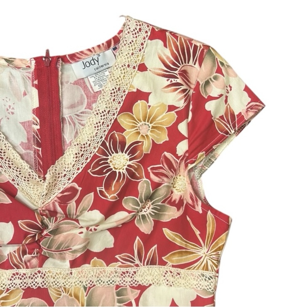 Vintage Jody of California Floral & Lace Box Pleat Cottagecore Dress - Picture 13 of 13